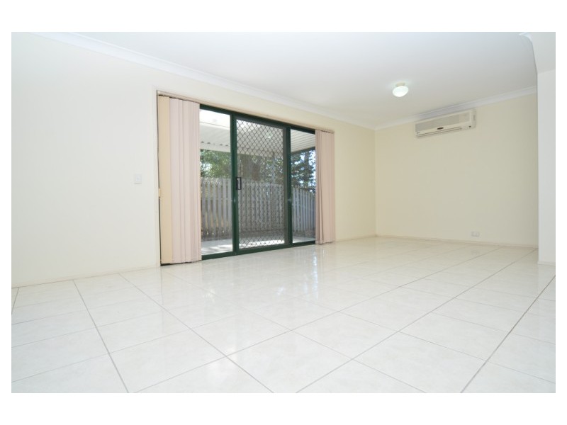 66 Marble Arch Place, Arundel QLD 4214