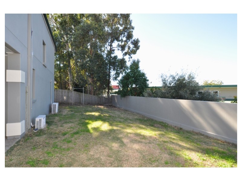 66 Marble Arch Place, Arundel QLD 4214