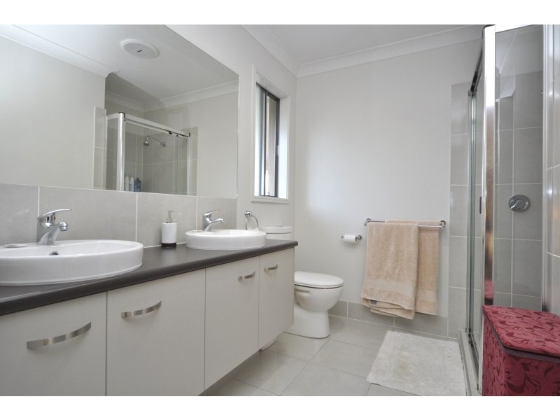 1 Cherry Court, Coomera QLD 4209