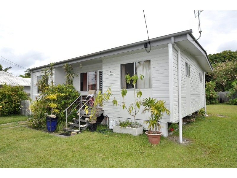 12 Bluegum Avenue, Hollywell QLD 4216