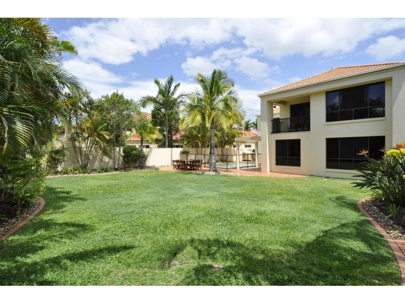 1639 Riverdale Drive, Hope Island QLD 4212