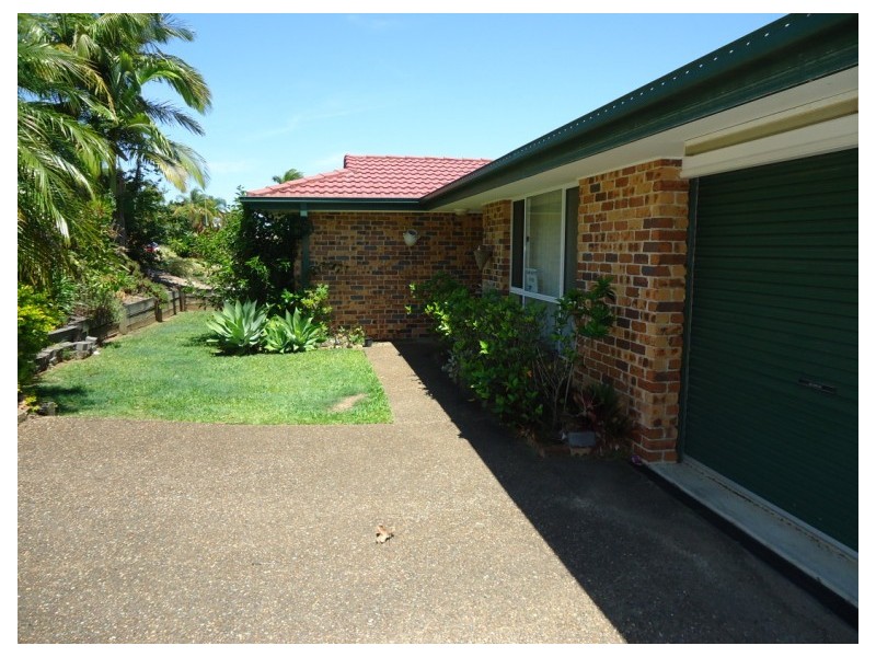 26 Open Drive, Arundel QLD 4214