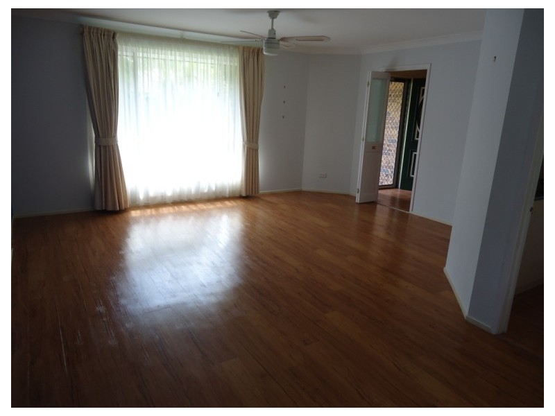 26 Open Drive, Arundel QLD 4214