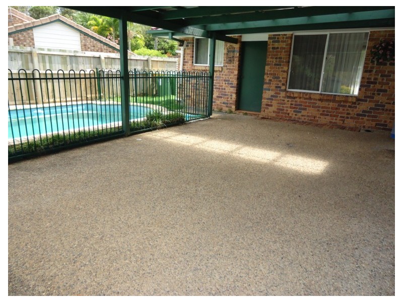 26 Open Drive, Arundel QLD 4214