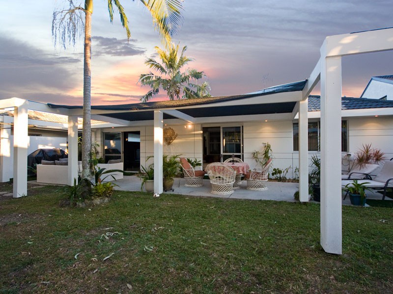 23 Killowill Avenue, Paradise Point QLD 4216