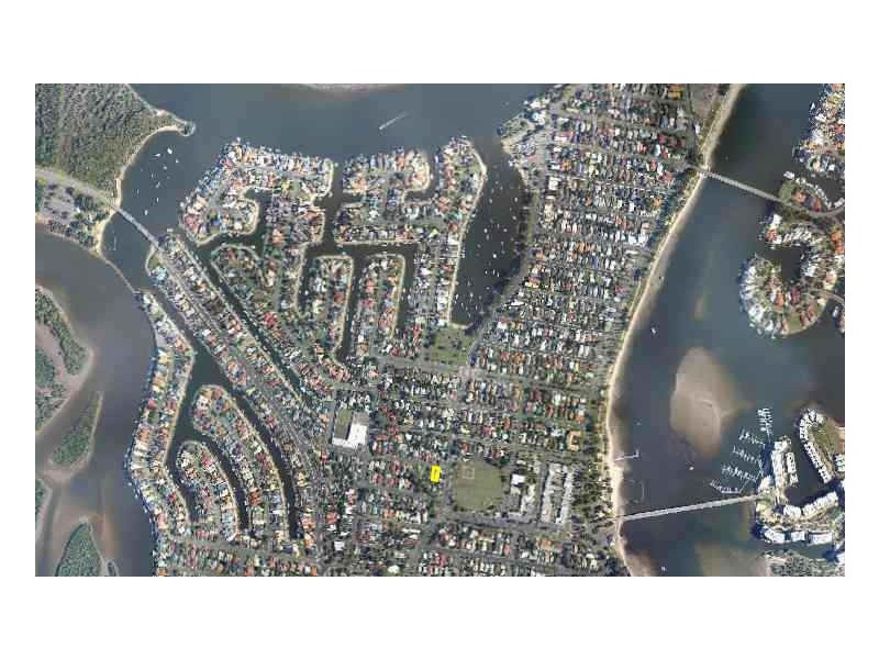 4 Sunbird Avenue, Paradise Point QLD 4216