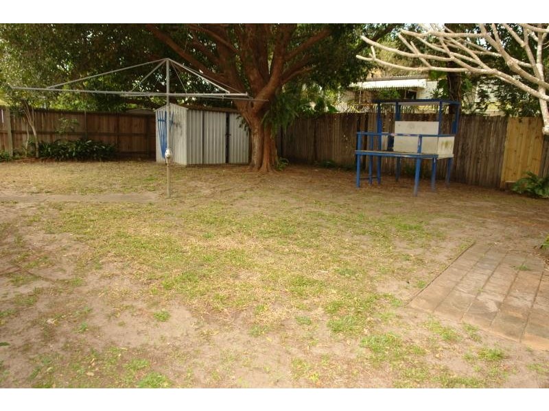 65 Muir Street, Labrador QLD 4215