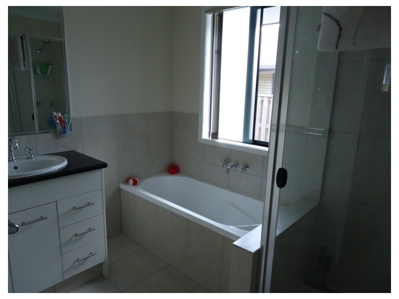 10 Orara Street, Pacific Pines QLD 4211