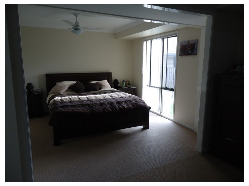 10 Orara Street, Pacific Pines QLD 4211