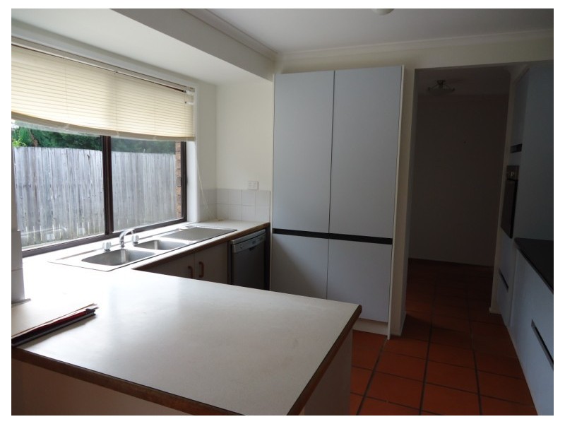 41 Allied Drive, Arundel QLD 4214