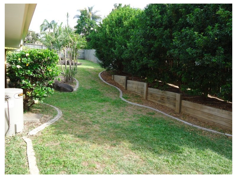 41 Allied Drive, Arundel QLD 4214