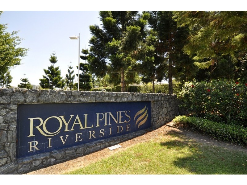 1018 Lakeview Terrace, Benowa QLD 4217