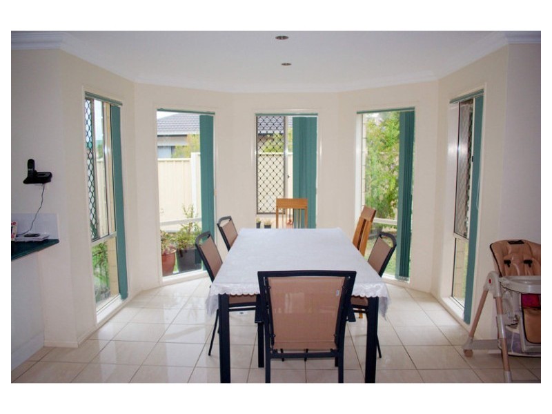 12 Tara Vista Boulevarde, Highland Park QLD 4211