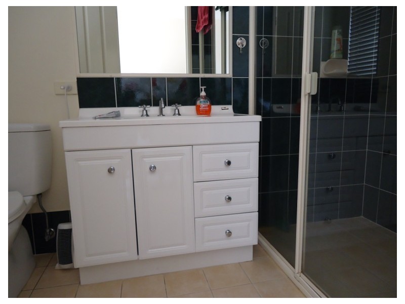 12 Tara Vista Boulevarde, Highland Park QLD 4211