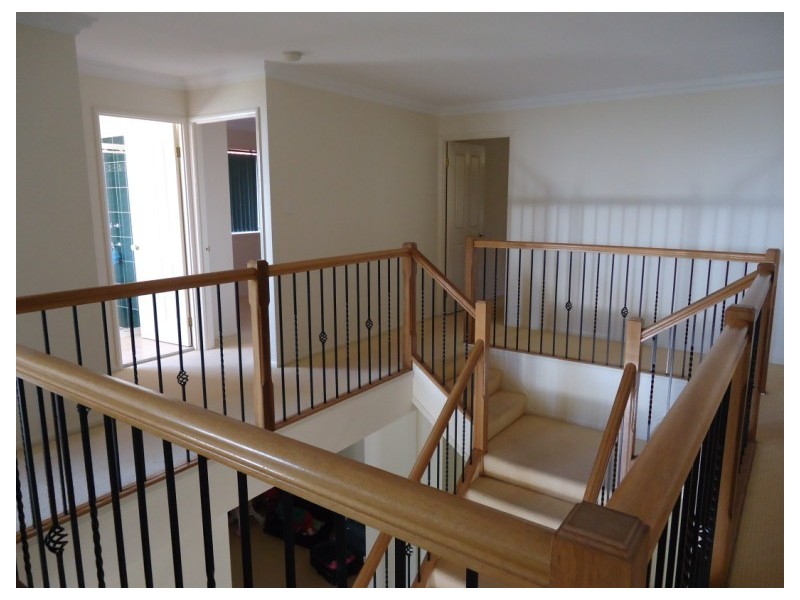 12 Tara Vista Boulevarde, Highland Park QLD 4211