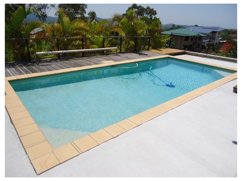 12 Tara Vista Boulevarde, Highland Park QLD 4211