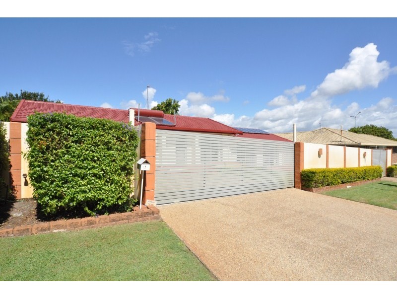 36 Sunbird Avenue, Paradise Point QLD 4216