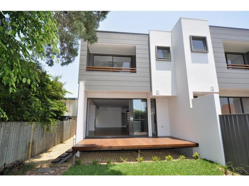 25 Muscovey Avenue, Paradise Point QLD 4216