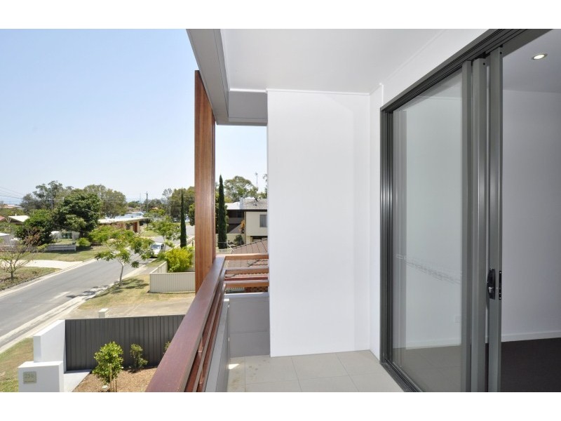 25 Muscovey Avenue, Paradise Point QLD 4216