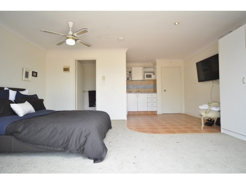 13/16-18 Abalone Avenue, Paradise Point QLD 4216