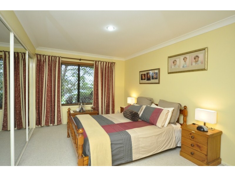 59 Arun Drive, Arundel QLD 4214