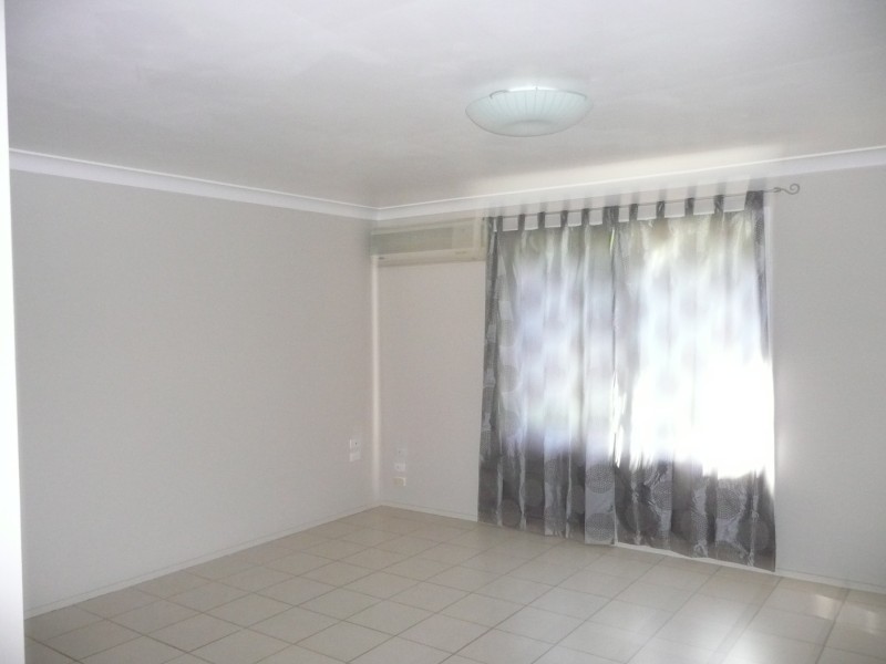 2/15 Paradise Parade, Paradise Point QLD 4216