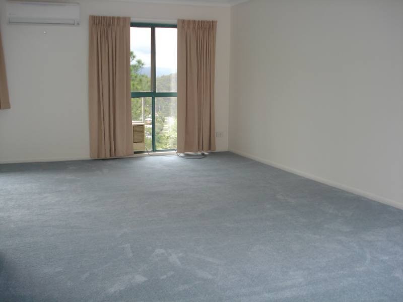 2072/6 Crestridge Crescent, Oxenford QLD 4210