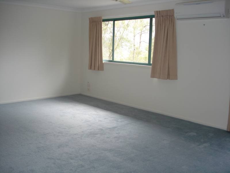 2072/6 Crestridge Crescent, Oxenford QLD 4210
