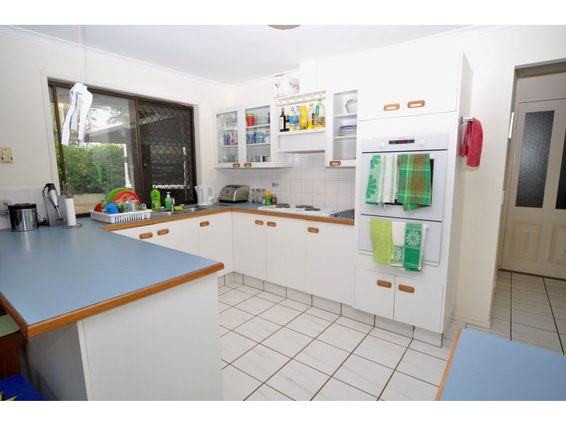 21 Karema Crescent, Runaway Bay QLD 4216