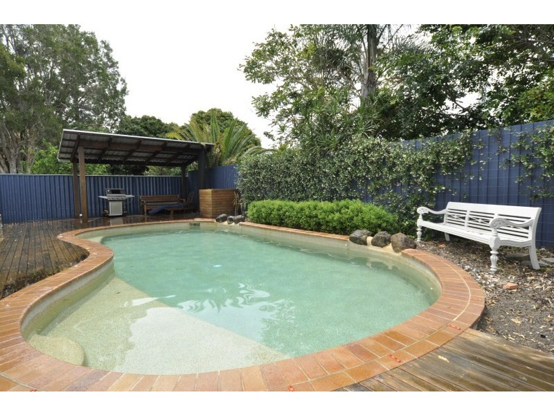 23 Rouen Avenue, Paradise Point QLD 4216