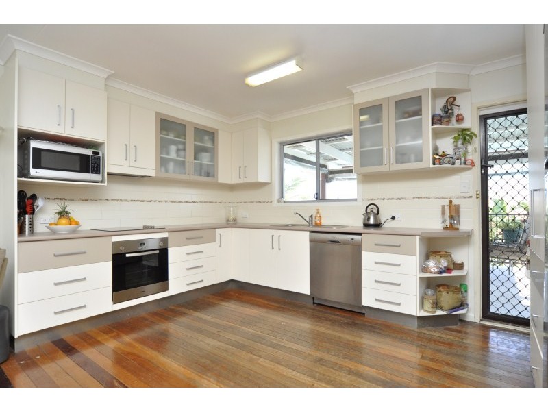 22 Kurrajong Avenue, Hollywell QLD 4216