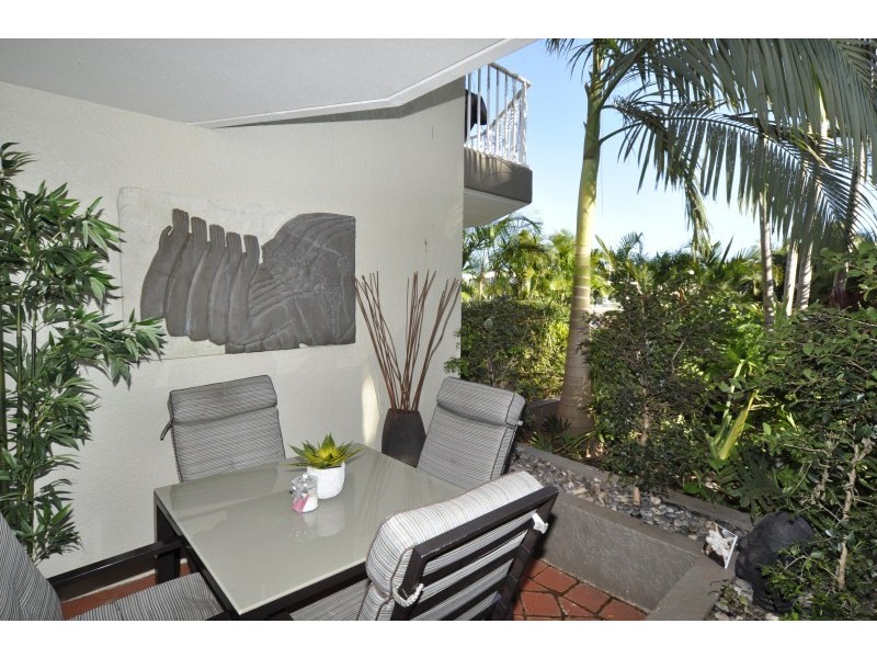 9/22 Jennifer Avenue, Runaway Bay QLD 4216