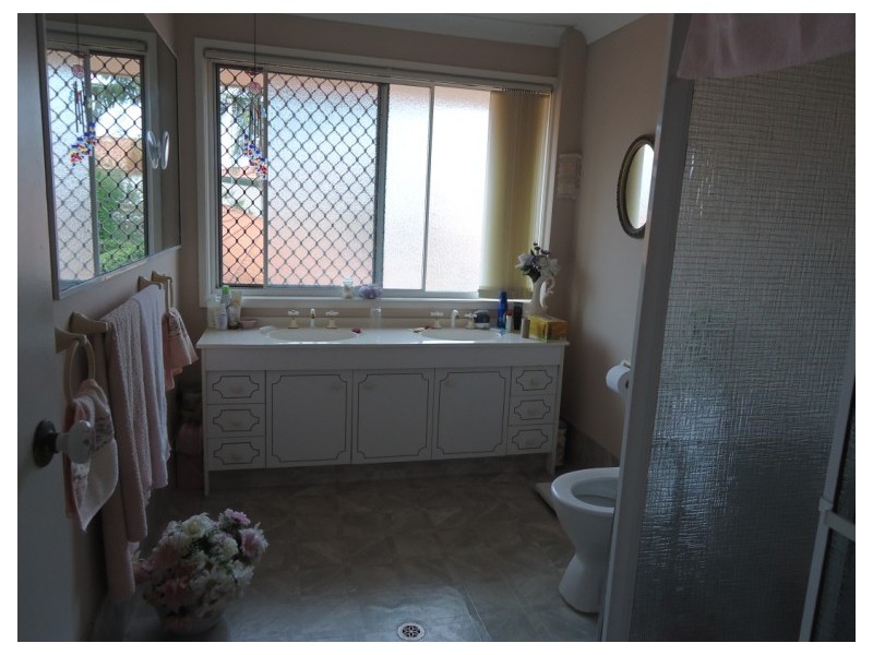 2/16 Jasmine Avenue, Hollywell QLD 4216