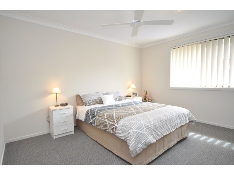 296 Bayview Street, Hollywell QLD 4216