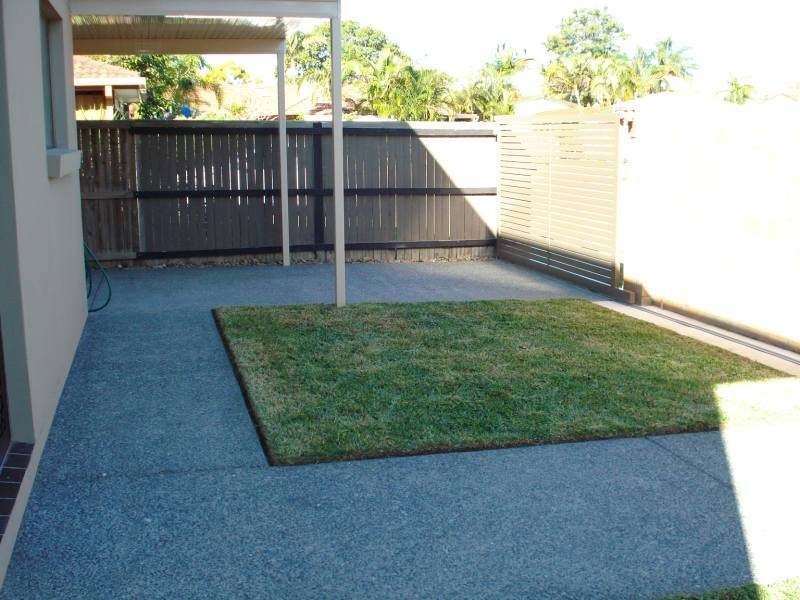 1/27 Maiala Close, Paradise Point QLD 4216