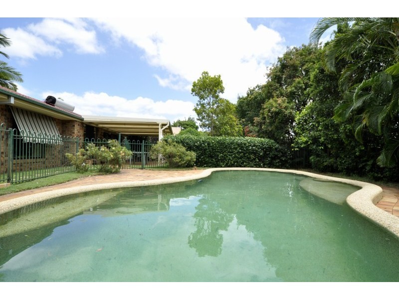 51 Matthew Flinders Drive, Paradise Point QLD 4216