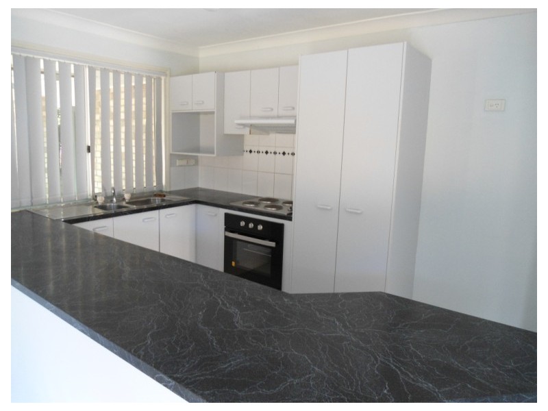 14 James Cagney Close, Parkwood QLD 4214