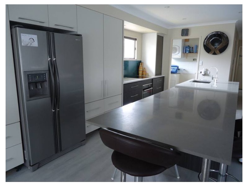 31 Turana Street, Coombabah QLD 4216