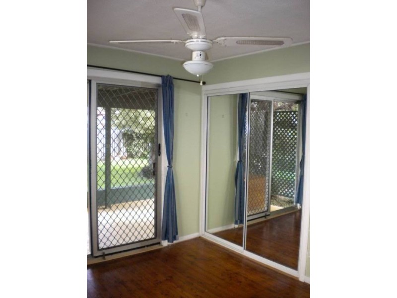 114 Whiting Street, Labrador QLD 4215