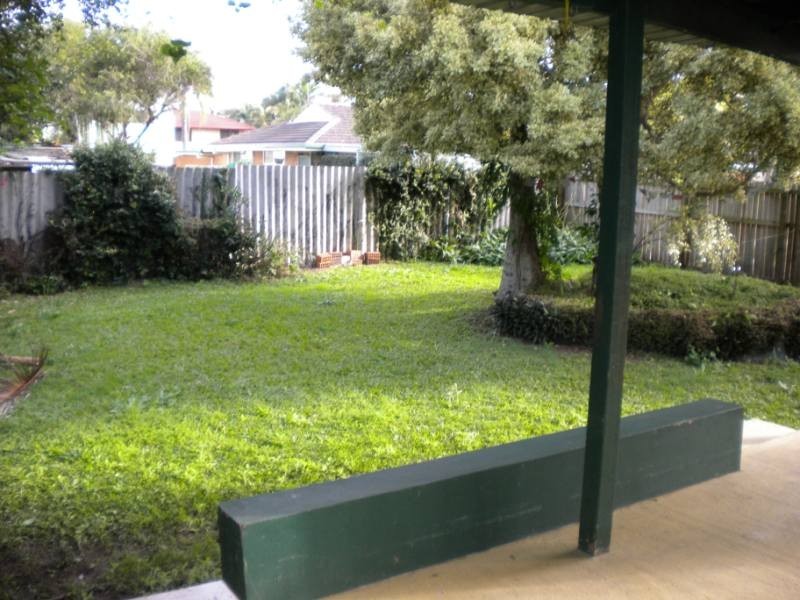 114 Whiting Street, Labrador QLD 4215