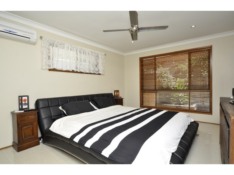 46 Camelot Crescent, Hollywell QLD 4216