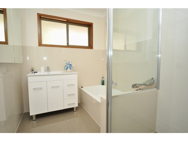 46 Camelot Crescent, Hollywell QLD 4216