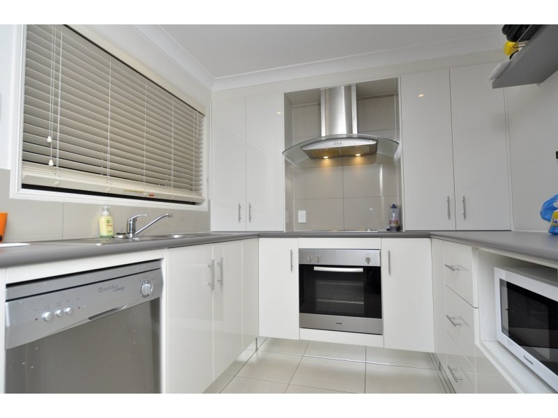 37 Sundown Drive, Paradise Point QLD 4216