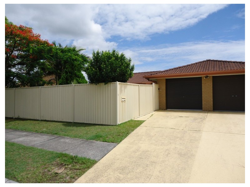 2/41 Kangaroo Aveue, Coombabah QLD 4216