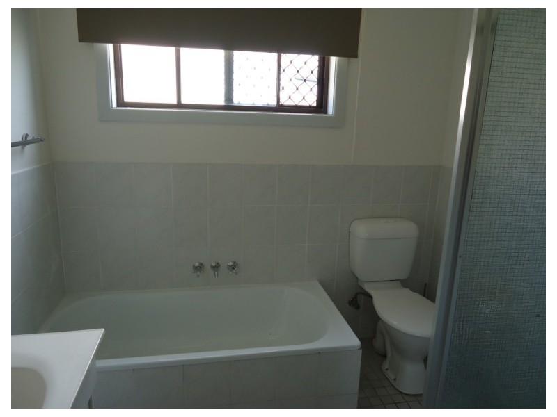 2/41 Kangaroo Aveue, Coombabah QLD 4216