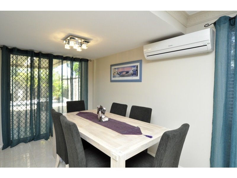 1/348 Oxley Drive, Coombabah QLD 4216