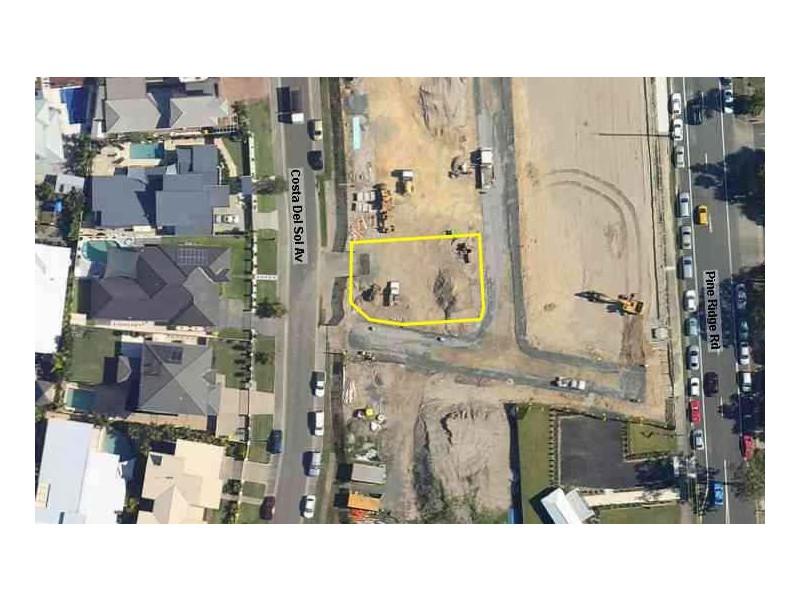 54 Costa Del Sol Avenue, Coombabah QLD 4216