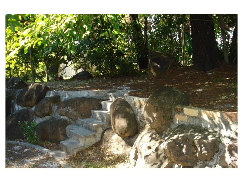 2/5 Waterbird Court, Coombabah QLD 4216