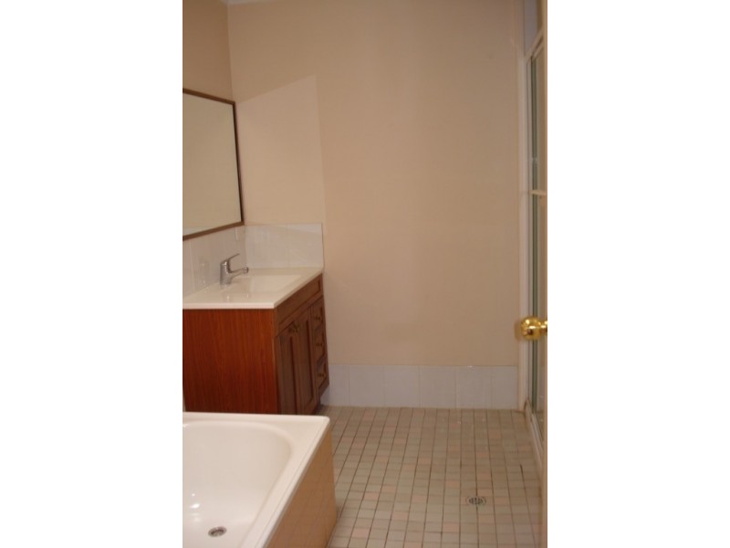 57/601 Pine Ridge Road, Biggera Waters QLD 4216