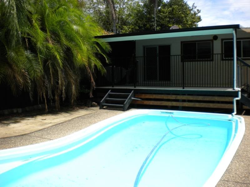17 Jimmieson Avenue, Labrador QLD 4215